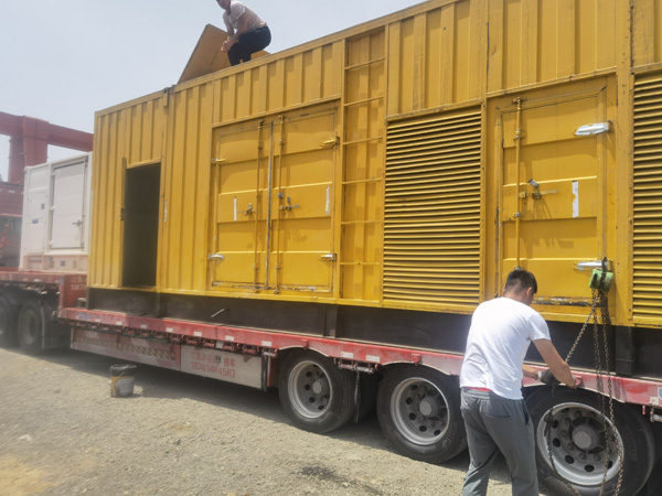 甘南发电机出租100KW发电机需要什么规格的电缆线?