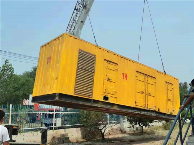 甘南300KW柴油发电机组油耗是多少？
